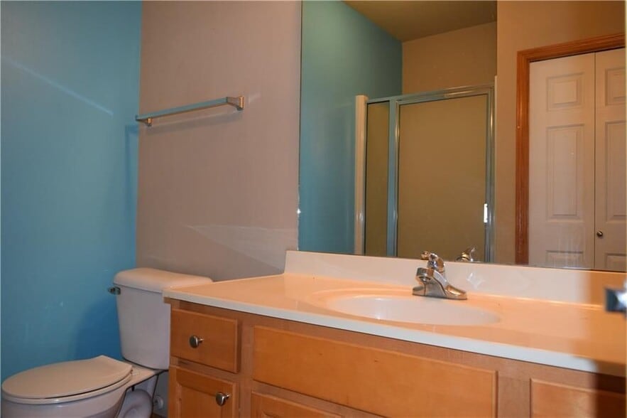 Primary Photo - 1815 SW White Birch Cir #5