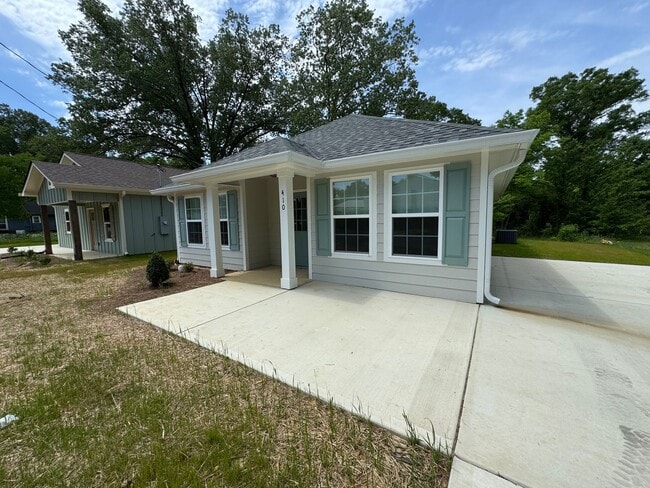 Building Photo - Brand New 3/2 House in Rome- $1,595