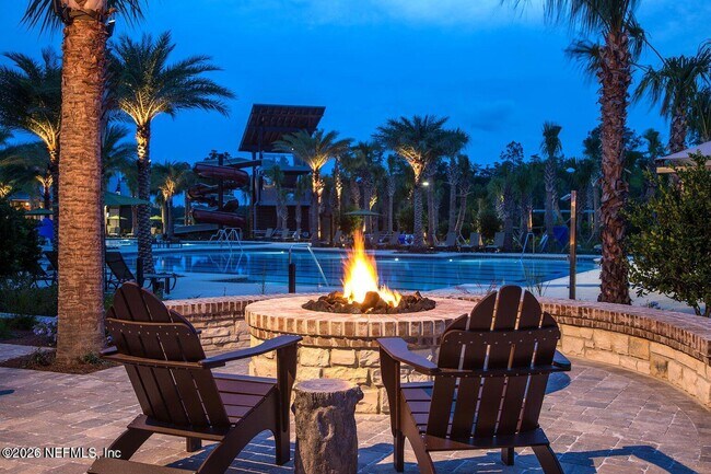 Building Photo - 348 Rosemont Dr