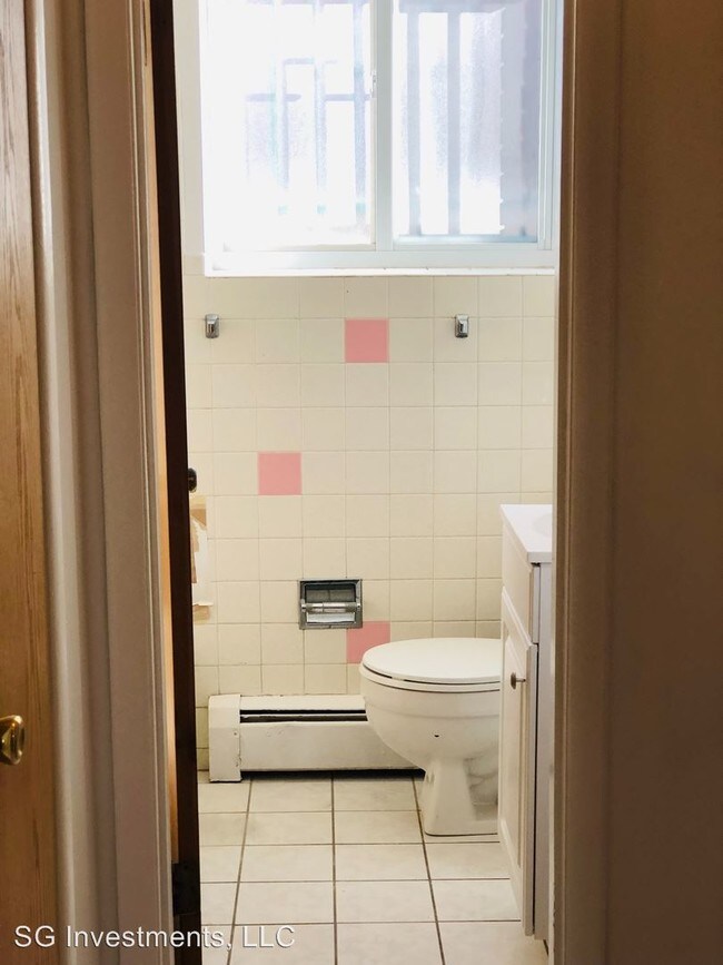 Building Photo - 510 Dayton St