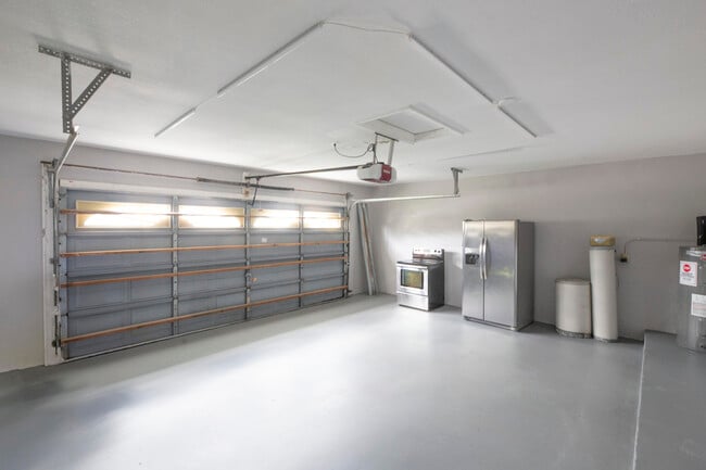 Building Photo - 491 SW 182nd Way