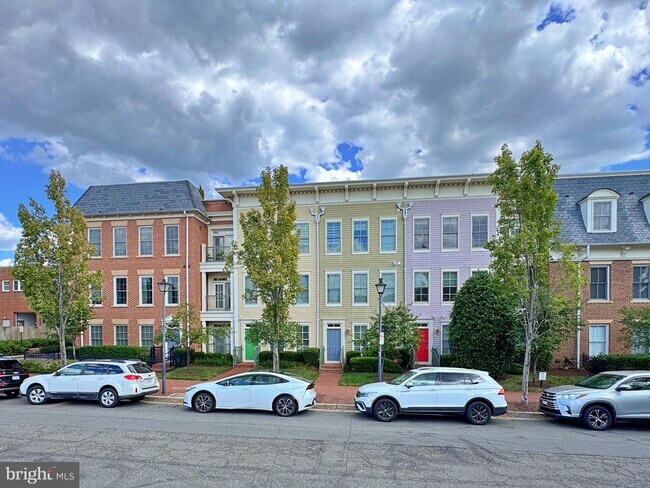 Building Photo - 1115 Cameron St