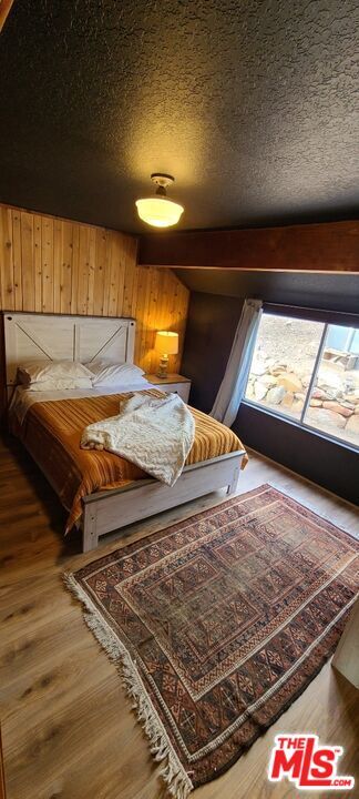 Building Photo - 46354 Vale Dr