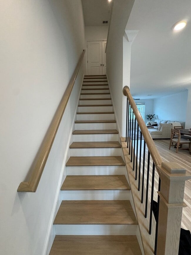 Building Photo - Charming 3BR Townhome in Buford
