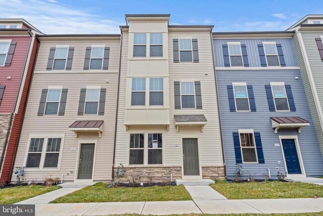 Primary Photo - 1725 Evansberry Dr