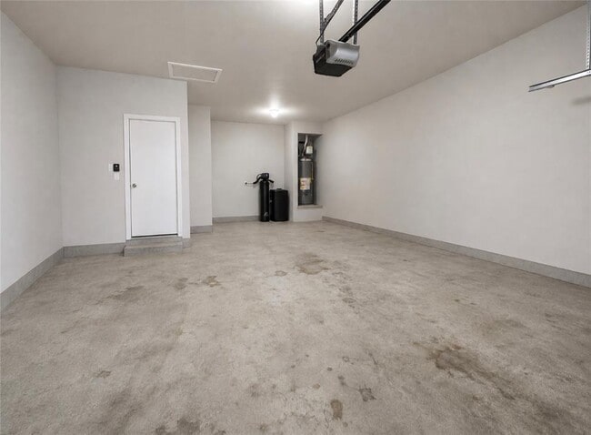 Building Photo - 6129 Gimignano Pl.
