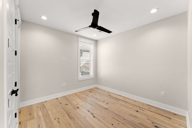 Building Photo - 414 Ridgewalk Cir