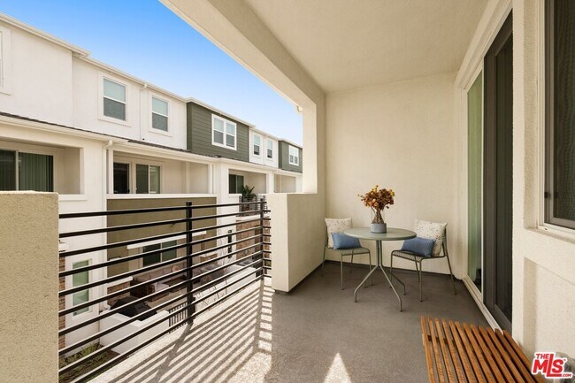 Building Photo - 1716 Cayton Lp