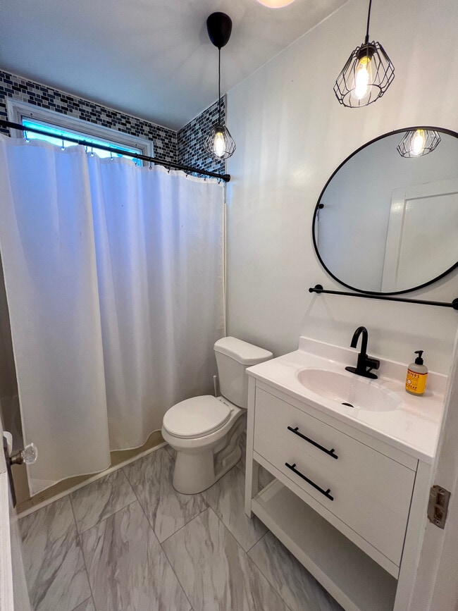 Bathroom - 236 Arden St