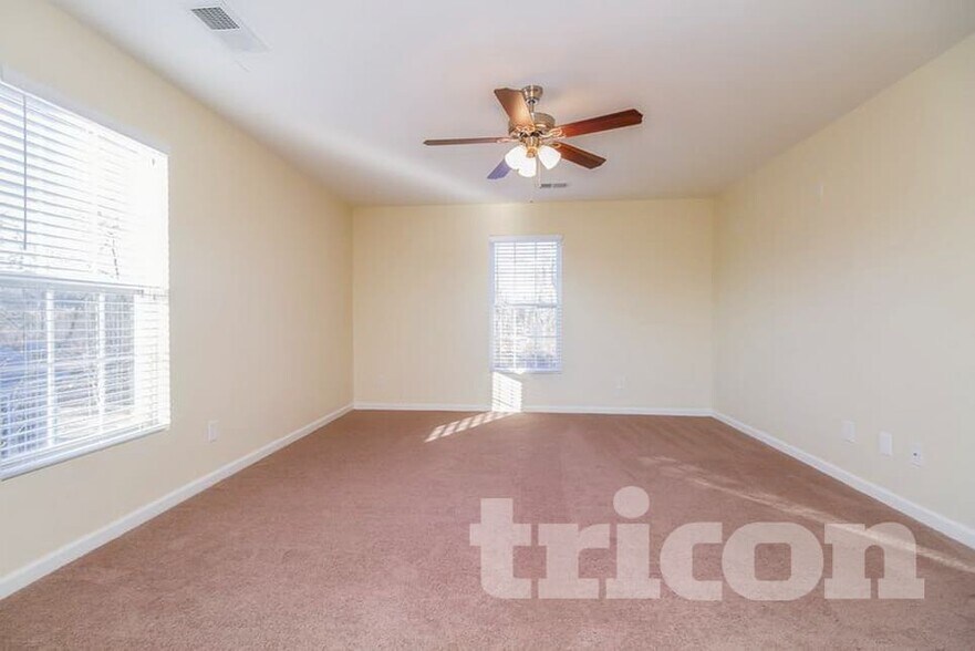 Building Photo - 3006 Gale Ct