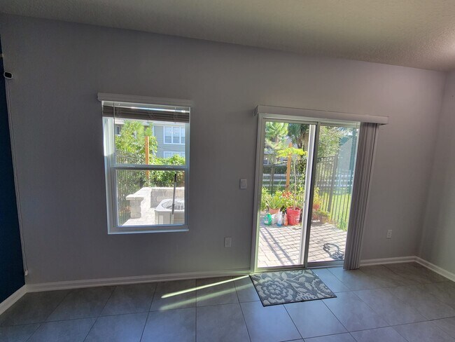 Building Photo - 7635 Legacy Trl