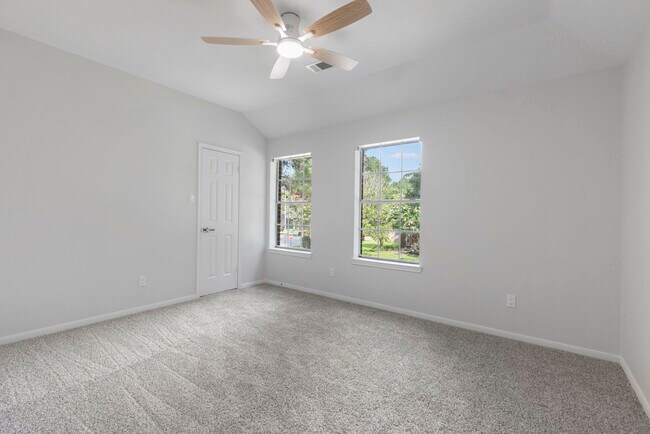 Building Photo - 1815 Moston Dr
