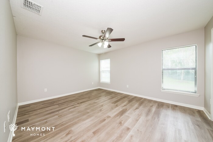 Building Photo - 652 Chatham Walk Dr