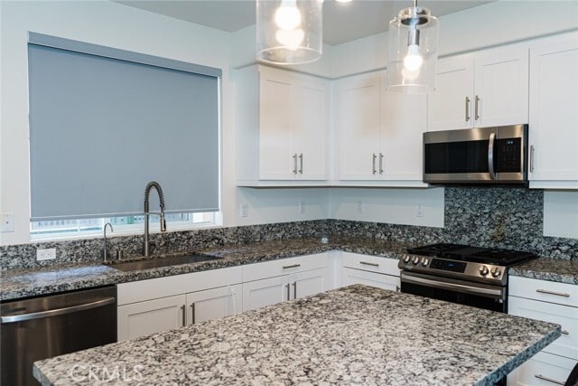 Building Photo - 2433 Villena Way