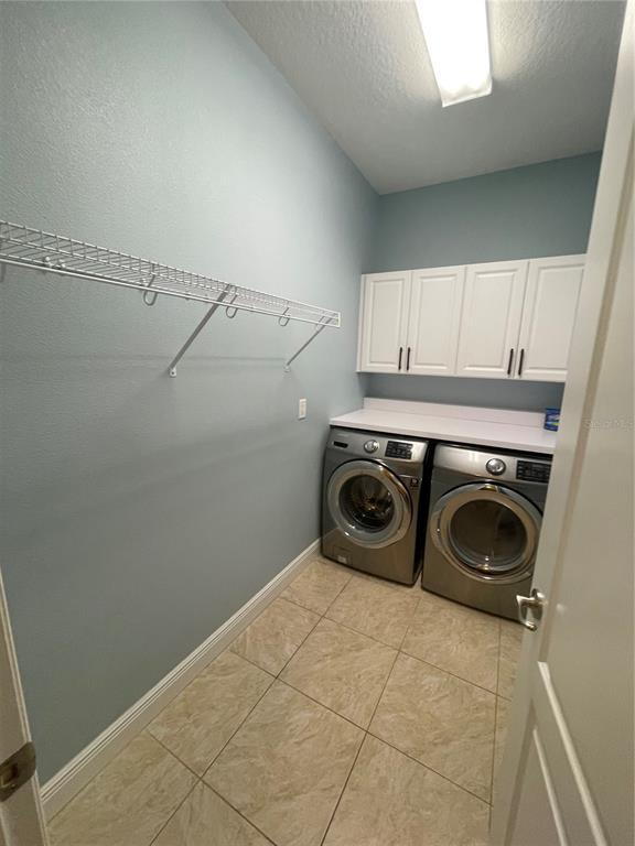 Building Photo - 11445 Dovetail Ln