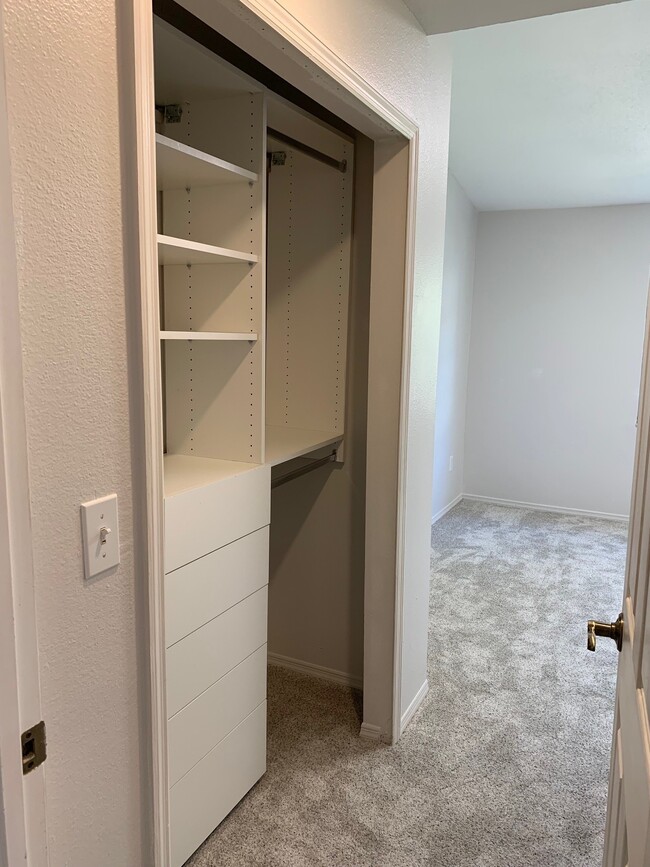 Building Photo - 2171 Fox Chase Blvd