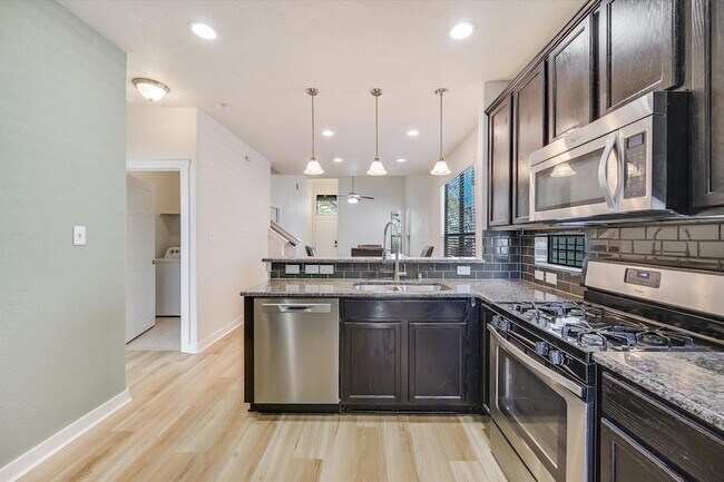 Building Photo - 2101 Rivers Edge Way