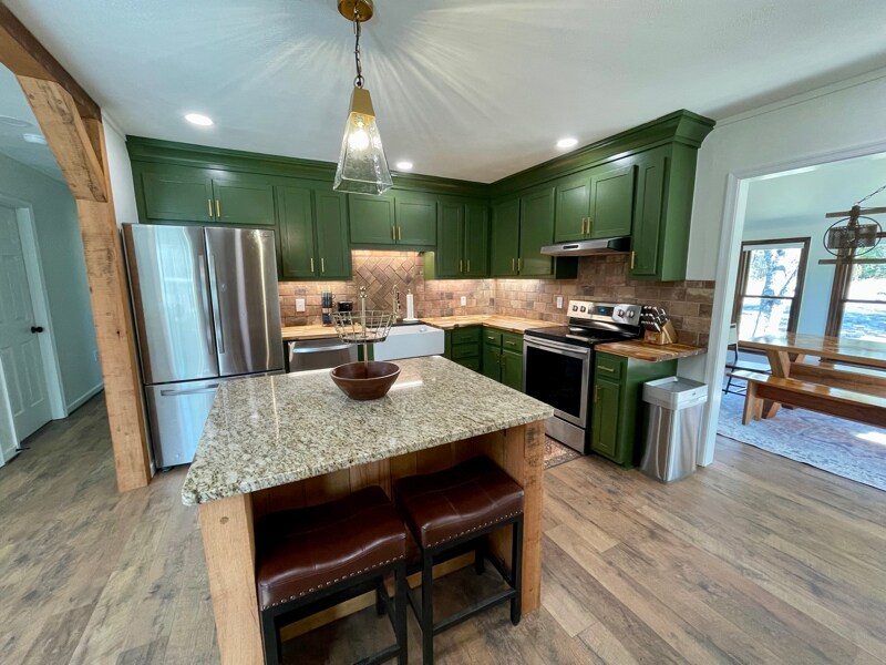 Building Photo - 1808 Nichols Rd