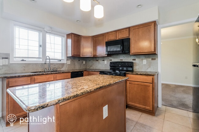 Building Photo - 4400 Sutherland Circle, Upper Marlboro, MD...