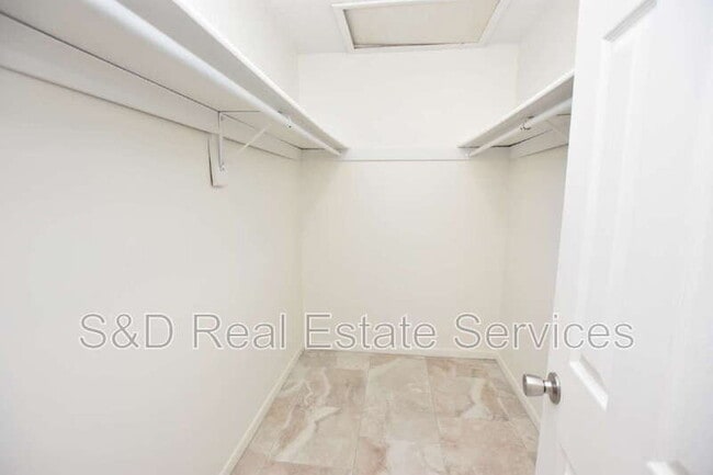 Building Photo - 1019 Buccaneer Dr