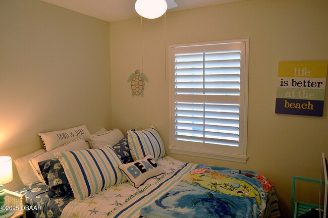 Building Photo - 64 Cardinal Dr