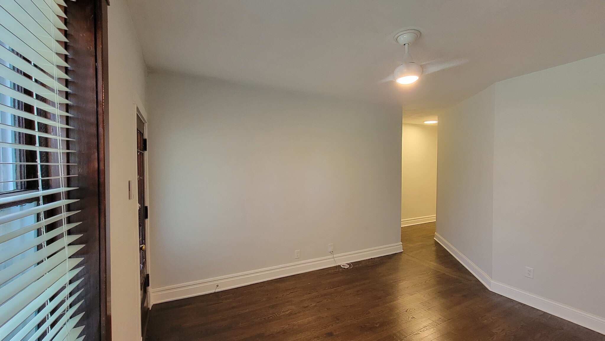 Building Photo - 5537 Holly Hills Ave