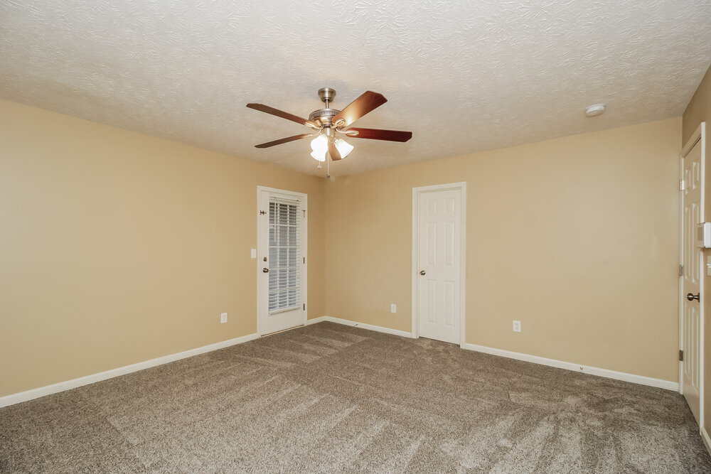 Building Photo - 15 Fairview Oak Pl