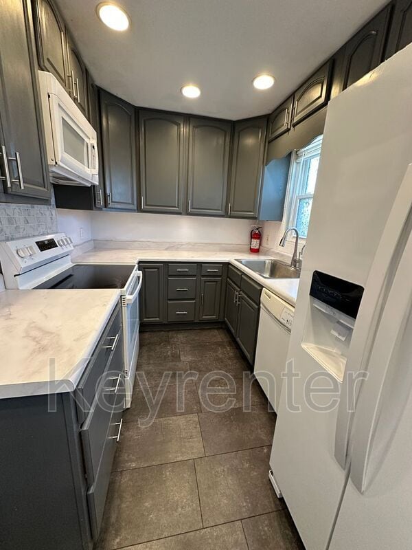 Building Photo - 138 Arkansas Ave