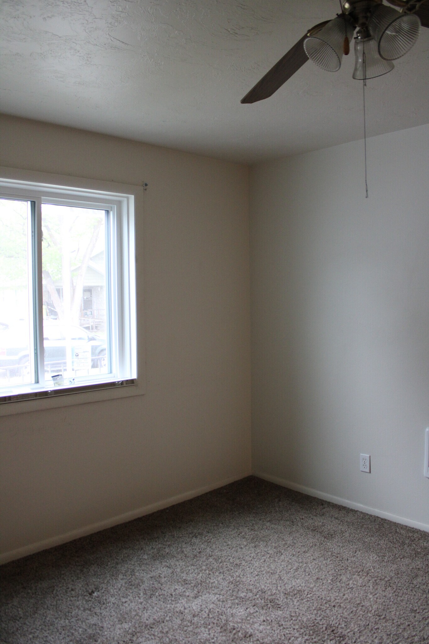 Building Photo - 372 I St