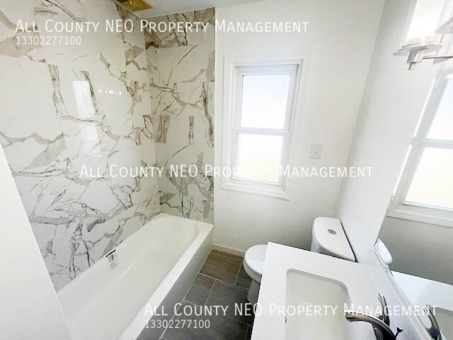 Building Photo - 20921 Westport Ave