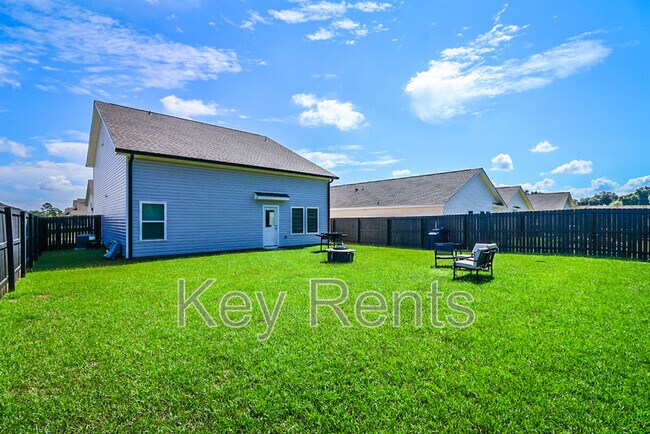 Building Photo - 6724 Paso Fino Dr