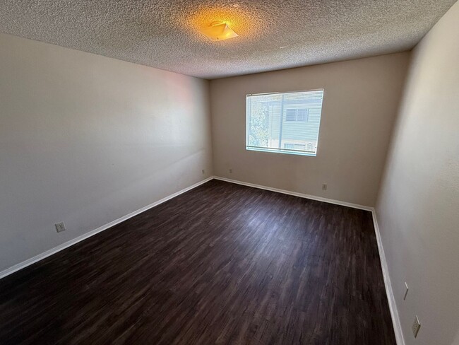 Building Photo - Alvarado Condos