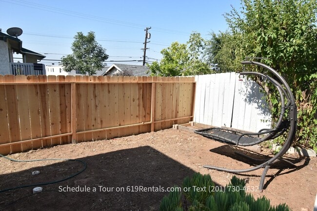 Building Photo - Remodeled 3 Bedroom, 2 Bath House