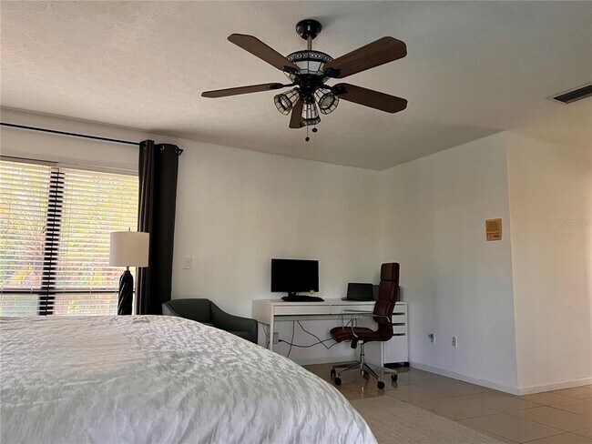 Building Photo - 6612 Black Fin Way