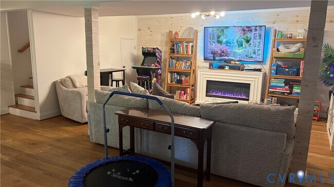 Building Photo - 2502 Brookwood Rd