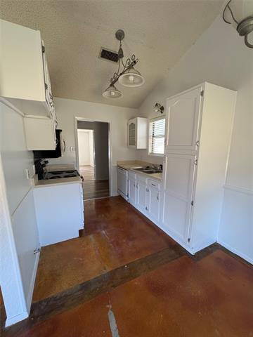 Building Photo - 3757 Trinity Ln