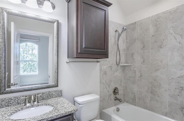 Building Photo - 2541 Cladding Dr