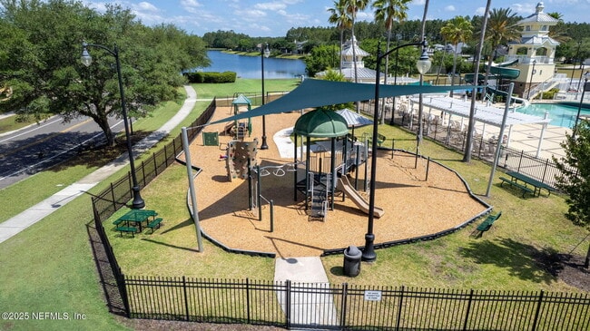 Building Photo - 6110 Bartram Village Dr