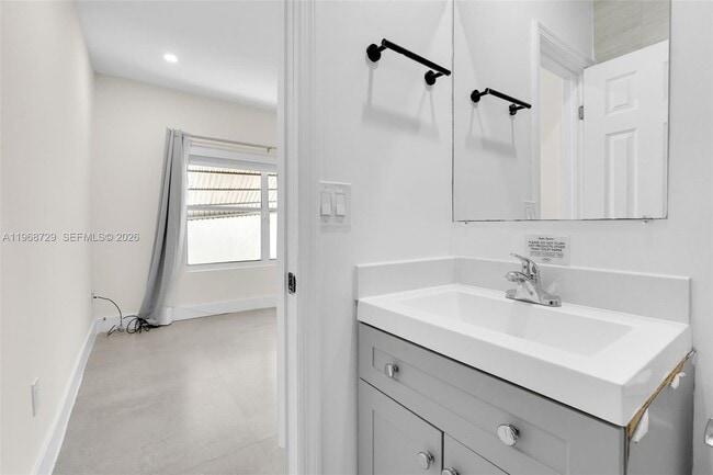 Building Photo - 52 NW 47th St