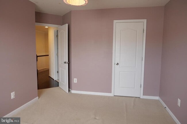 Building Photo - 25152 Sweet Myrtle Square