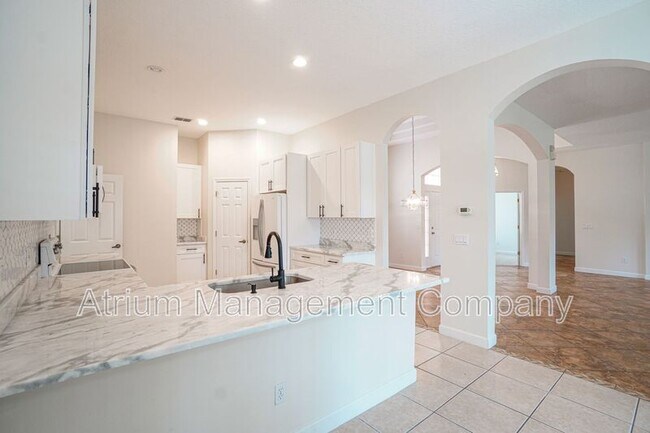 Building Photo - 1679 Shadowmoss Cir