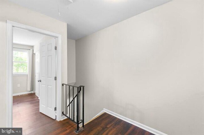 Building Photo - 3715 Mainsail Cove