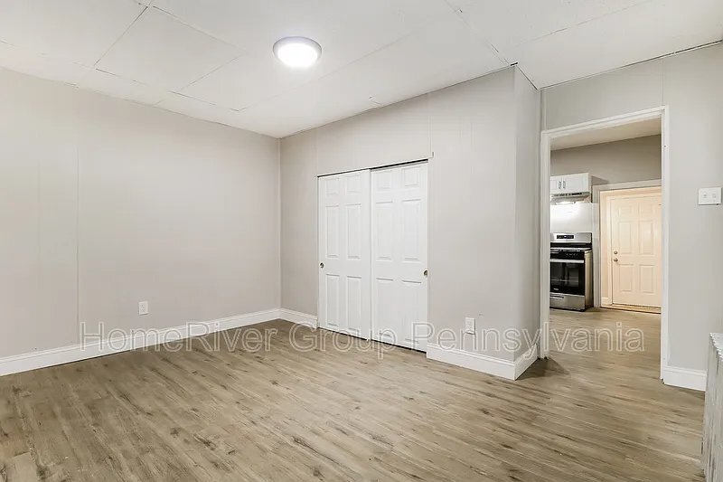 Building Photo - 4928 Wakefield St