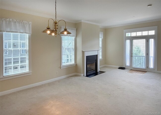 Building Photo - 19 Cropsey St