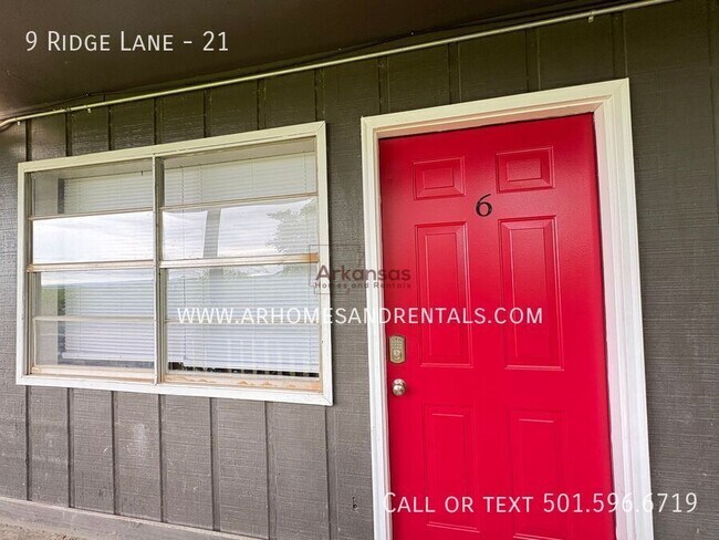 Building Photo - 9 Ridge Ln