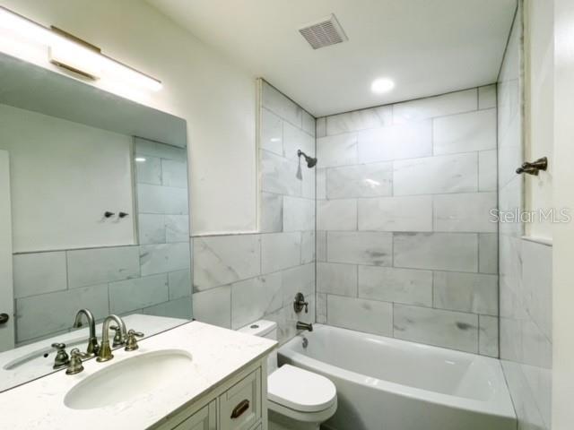 Building Photo - 712 Angelina Ln