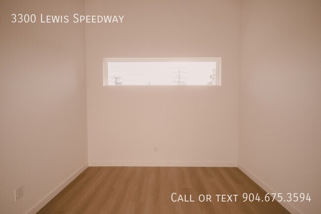 Building Photo - 3300 Lewis Speedway