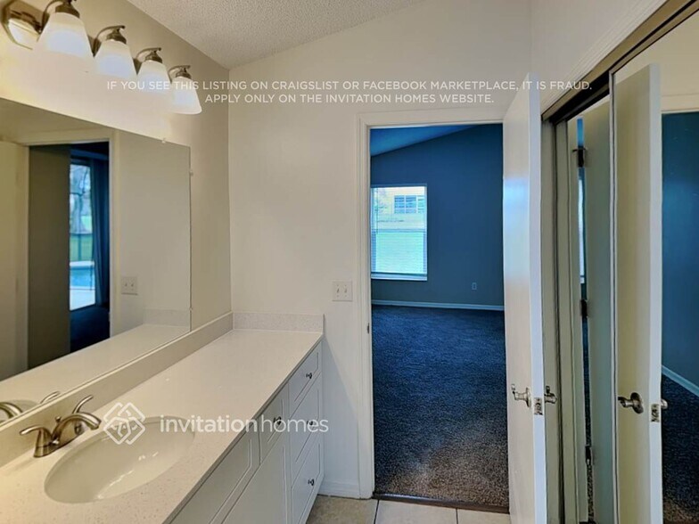 Building Photo - 2539 Chatham Cir