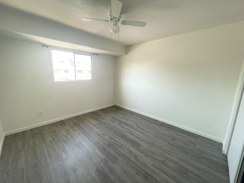 Building Photo - 4613 S Mill Ave