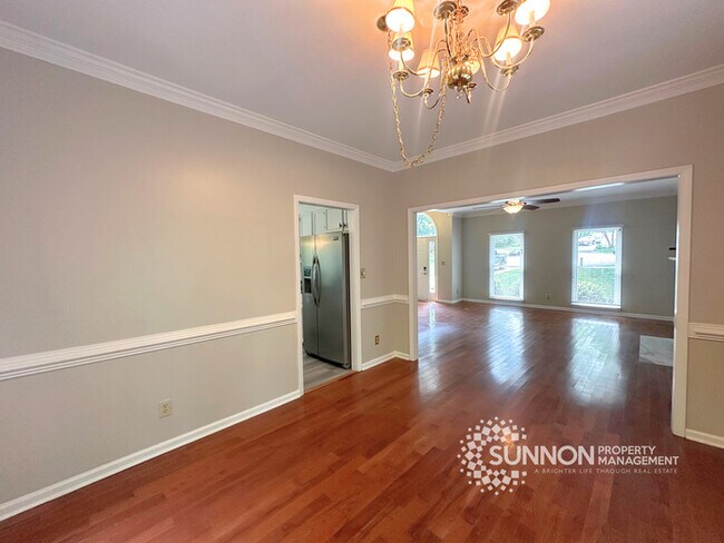 Building Photo - Spacious 4-Bedroom Home in Davis LakeSpacious 4-Bedroom Home in Davis